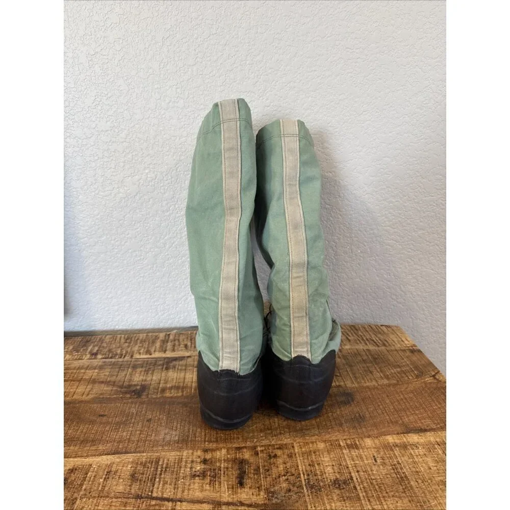 USGI N-1B MUKLUK Extreme Cold Weather Boots Wool Liners Medium La Crosse Sz 9